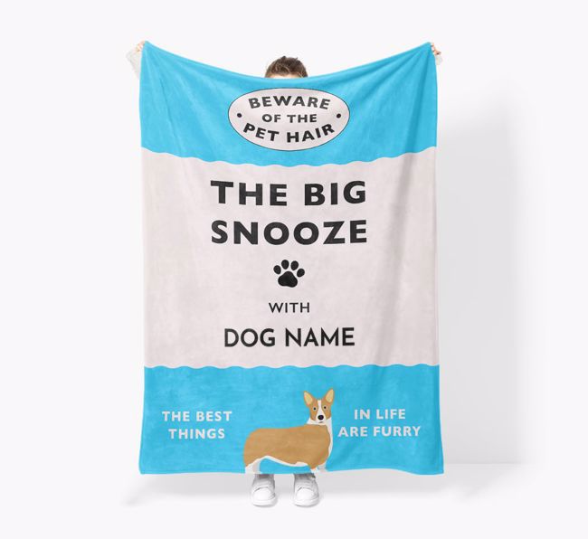 'The Big Snooze' - Personalized Sherpa Fleece Blanket with {breedFullName} Yappicon